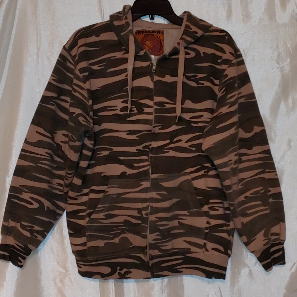 Long sleeved camo hoodie